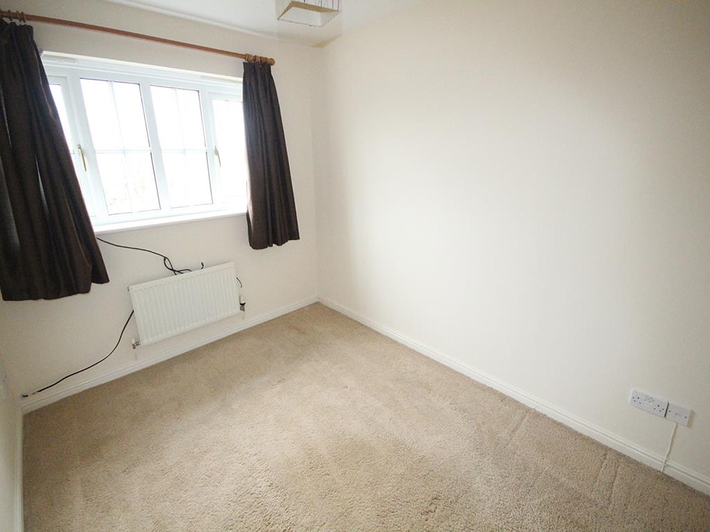 3 bedroom semi-detached house To Let in Barnoldswick - 2017-02-27 10.36.59.jpg